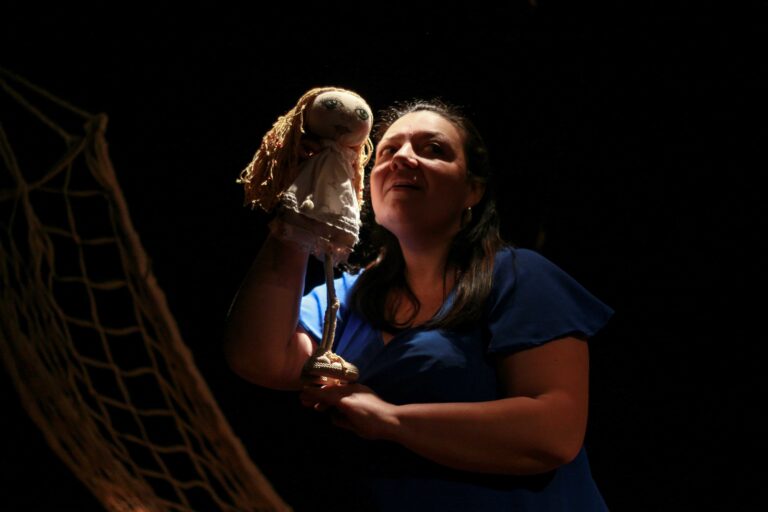 16 y 23/5/25 – 21 hs MACORINA en CLUB FOSSE. SALTA 2829